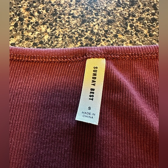 Aritzia Sunday Best Holly Crop Top small - Picture 2 of 3